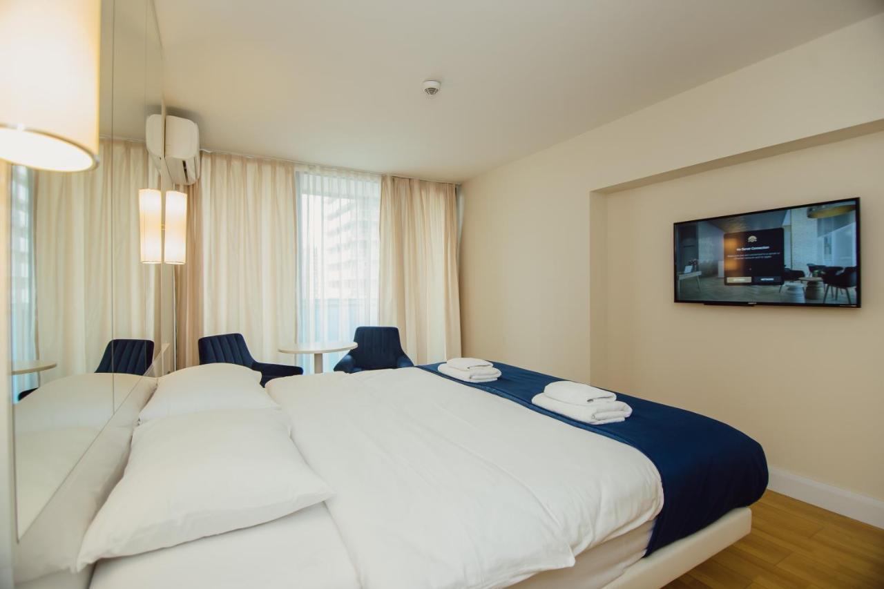 Premium Aparthotel With Sea View Батуми Экстерьер фото