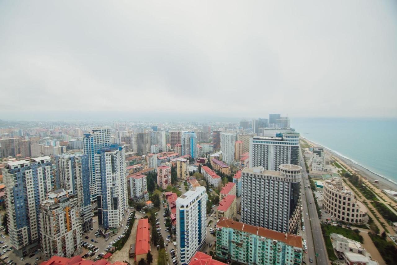 Premium Aparthotel With Sea View Батуми Экстерьер фото
